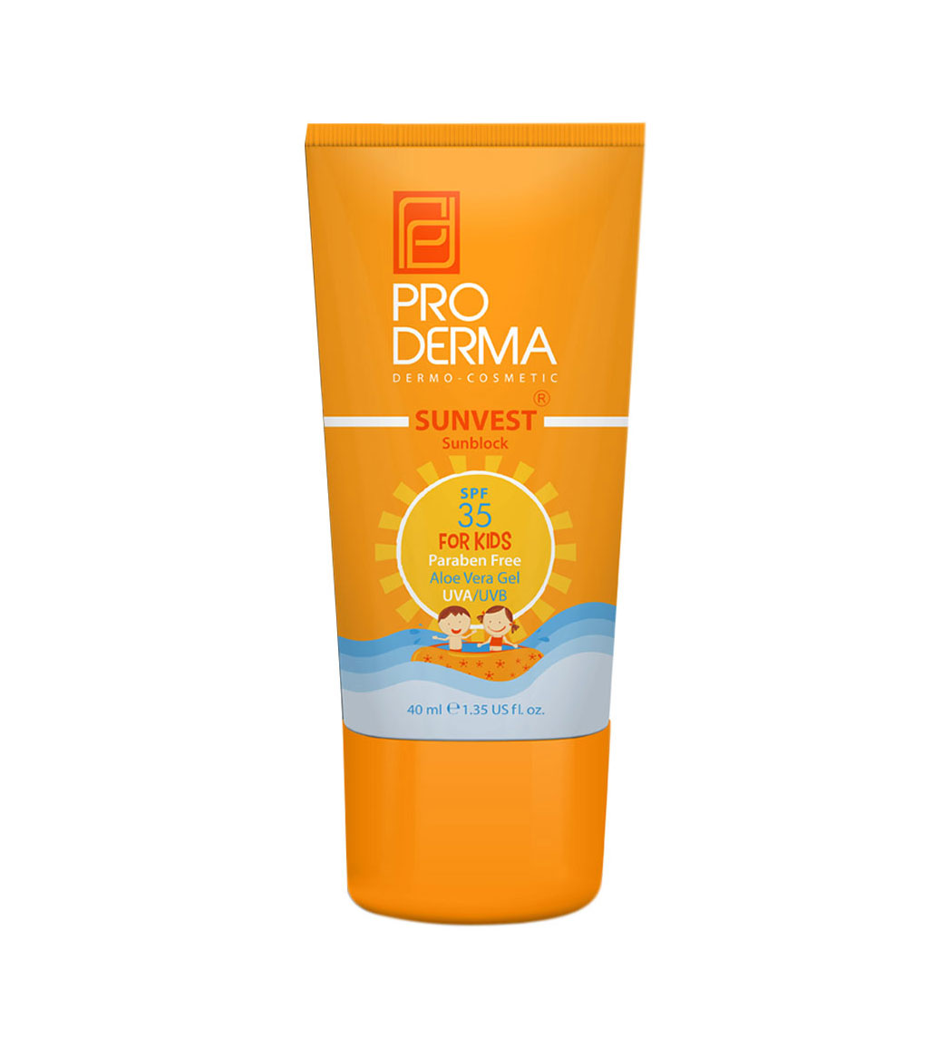 ضد آفتاب مخصوص کودکان اس پی اف 35 فاقد جاذبه های شیمیایی 40 میل Proderma Chemical Free Sunblosk Spf 35 40ml